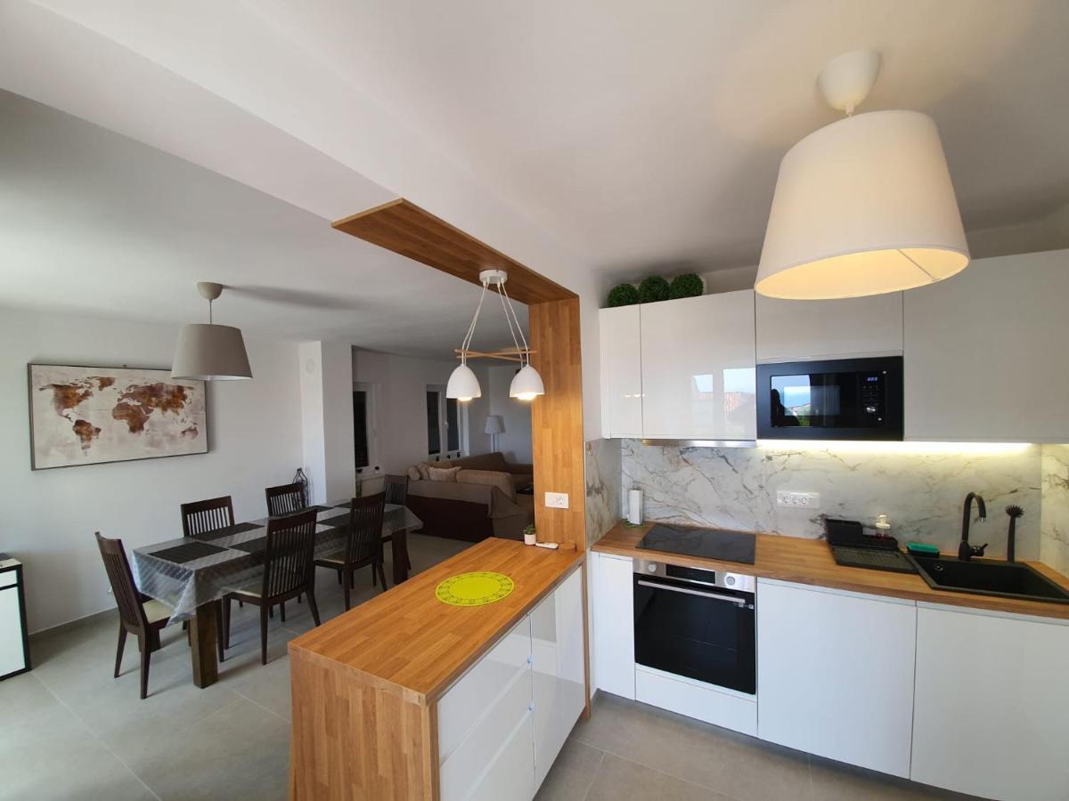 Vila Beleca Krk - Apartments Rest & Sea Krk Town Exterior photo