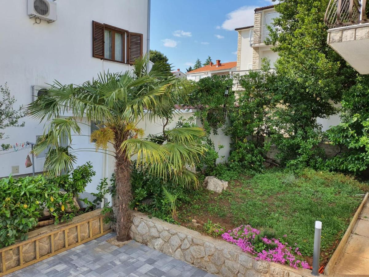 Vila Beleca Krk - Apartments Rest & Sea Krk Town Exterior photo